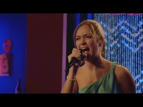 Vive Cantando - Paula herida le dedica una canción a su tia