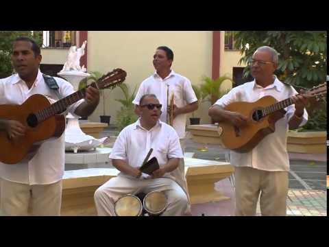 Ecos del Tivolí - Mi Novia Me Botó (La Pelusa). Mp4