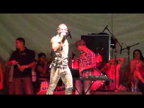 Mc Sheldon na Festa de 81 Anos de Emancipação Política de Macaparana ( EquipeMaluca.com )