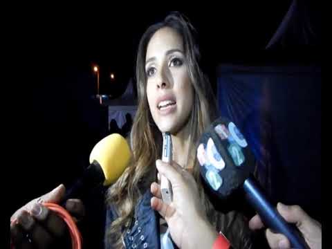 Magy Soria  canto con axel