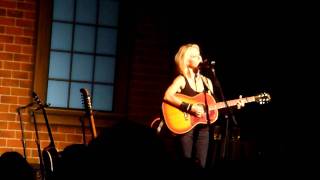 Shelby Lynne - Talking / Johnny Met June Live at the Birchmere Alexandria Virginia 11/08/2011