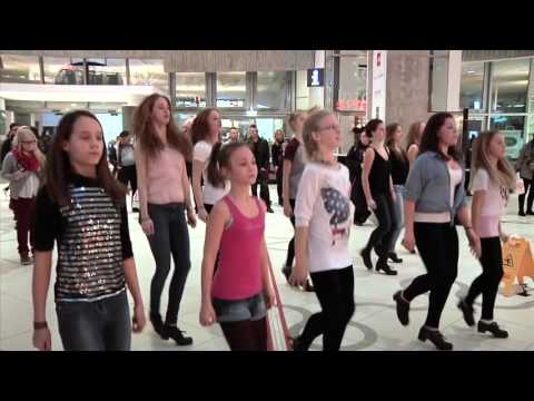 Irish Flash Mob Vienna 2014 Wien Mitte The Mall