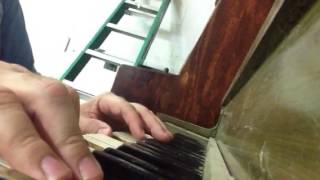 That old piano in the barn~