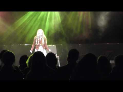 Musikalfabrikkens vokalgruppe - It's Oh So Quiet