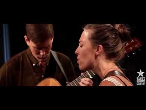 The Honey Dewdrops - Hold Love [Live at WAMU's Bluegrass Country]