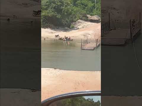 Você teria CORAGEM de atravessar aqui? #shorts #brasil #maranhão #balsa #aventura #coragem #viagem