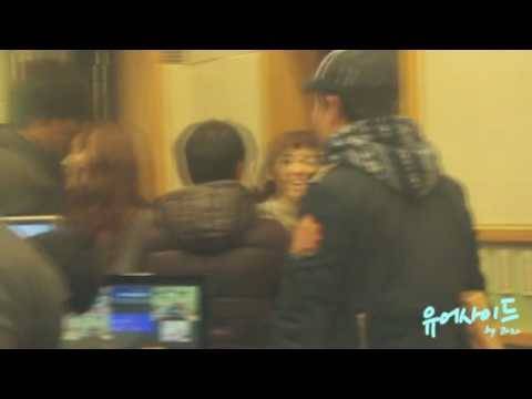 [Fancam] 100212 Hyoyeon SNSD - Bye Bye fans@Maybee's Raise up the Volume Radio