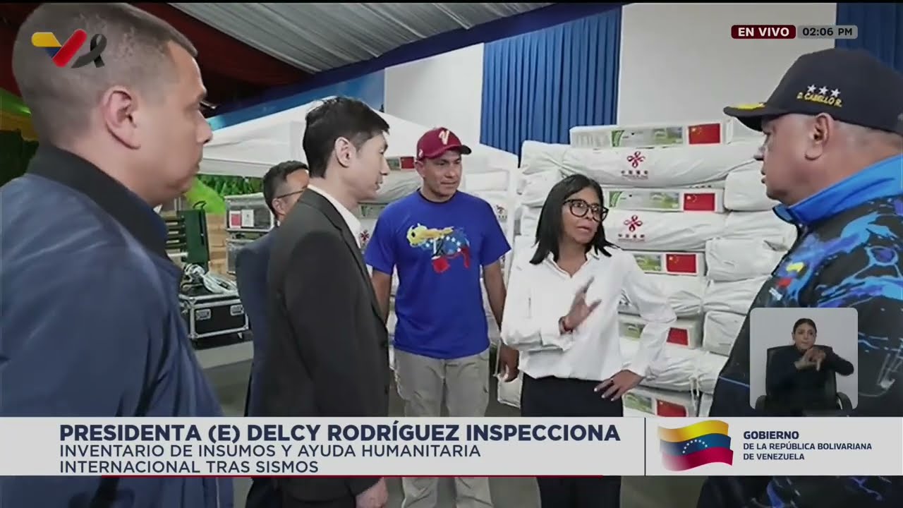 Delcy Rodríguez inspecciona 2 mil toneladas de ayuda humanitaria en Centro de Acopio en La Carlota
