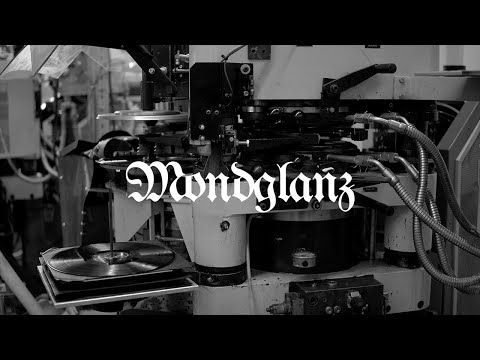 Super Satan - Mondglanz (Official Music Video)