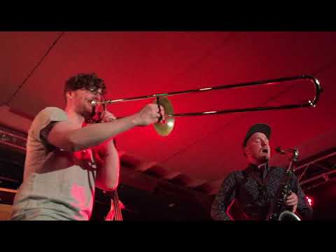 Skyjack live at Kulturzentrum Holaestei, Glarus, Switzerland