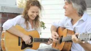 Paul Simon The 59th Street Bridge Song (Feelin' Groovy) by David Llewellyn and Ida Kristin