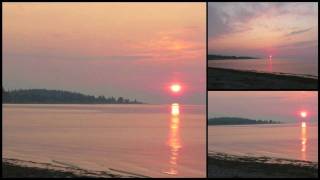 preview picture of video 'Sunsets At Qualicum Beach'