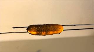 Leuchtende Gurke Video4