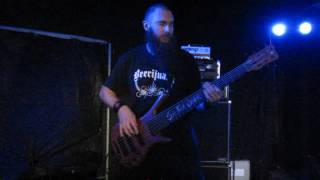 Six feet under - Prowler (Iron Maiden cover)