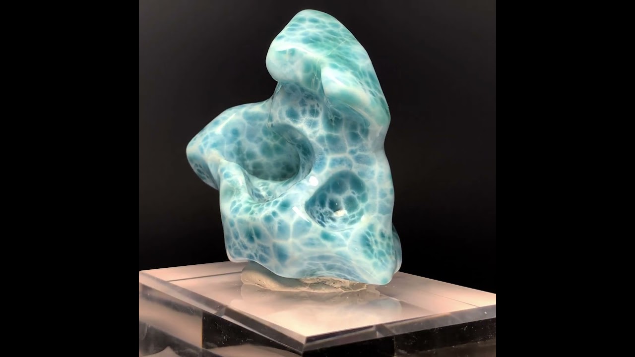 [バイヤー厳選品]ドミニカ共和国産ラリマーフリーフォームオブジェ/磨き原石置物（アクリル製台座付属）-slide-youtube