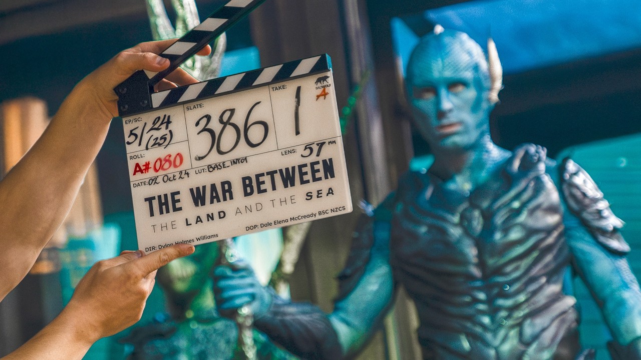 Miniature de la vidéo EXCLUSIVE Full Documentary: The Making Of The War Between The Land And The Sea du film Deep Dive