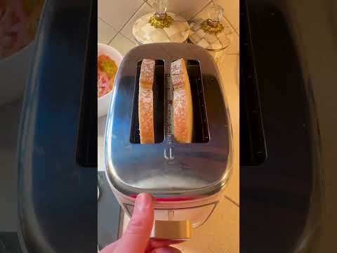 Caprese Toast