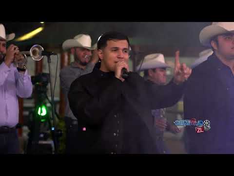 Alex Favela Ft. LA Decima Banda - Ya Toco (En Vivo 2023)