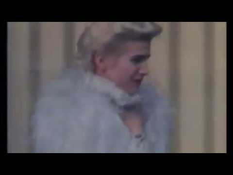 Snack Bar Budapest - Trailer (1988)
