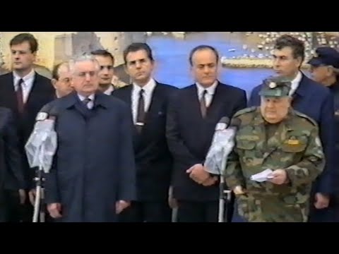 1992.10.29. - Južno bojište - Janko Bobetko - Postrojavanje na Gružu i dolazak Predsjednika RH