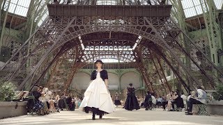 Automne-Hiver 2017/18 Haute Couture CHANEL Show
