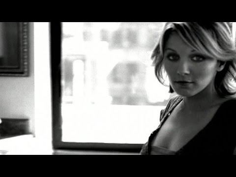 Myriam Abel - Baby Can I Hold You (Clip officiel)