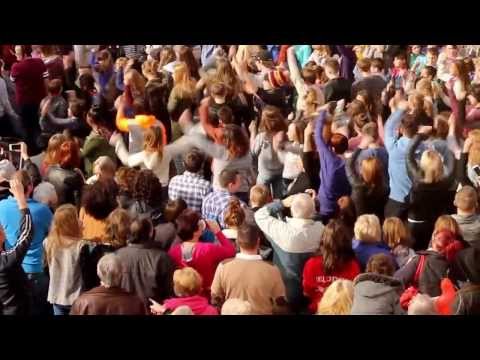 Flash mob - Bedford Town Centre 8th March 2014 - Dancevybz