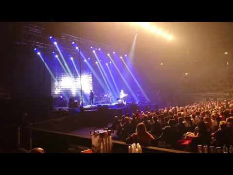 Miro Zbirka.Mur nasich lasok..20.09.2016.Bratislava