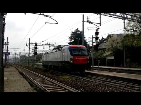 ARRIVO E MANOVRA DELLA VECTRON 191 002  FUORIMURO CON CARRI MERCI EANOS : MONZA.(MI) 5 - 4 - 2016.