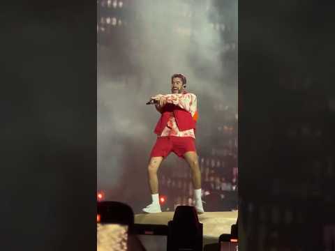 Bad Bunny Shows Off His Moves 🕺🏻#badbunny #mostwantedtour #shorts