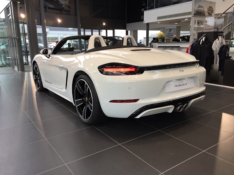 2017 Porsche 718 Boxster S - Exterior and Interior Review