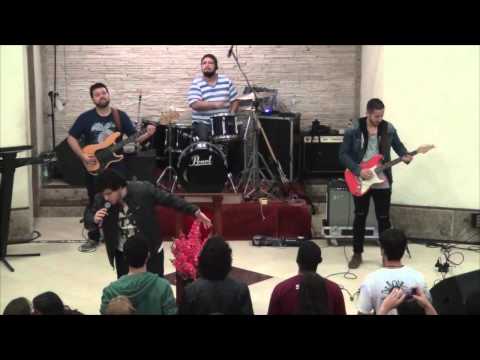 4 por 1 na C.M.Shalom - Um Deus Tão Grande