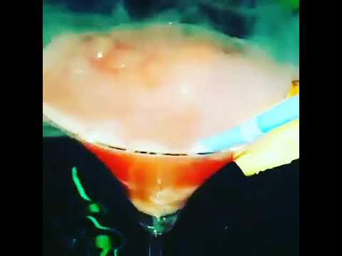 PATIO POUNDER COCKTAIL 🍹