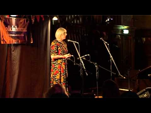 Louisa Jo Killen (aka Louis Killen) sings 'The Bonny Bunch of Roses'