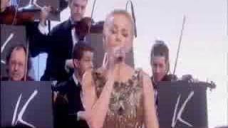 Cosmic- Kylie Minogue floppop.com