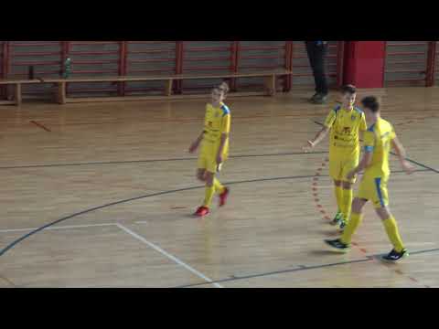 FC Bronx u15 : FSK Stripy u15 12:3, Pucer (9:3)