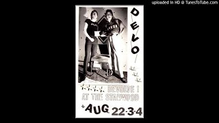 Devo - A Plan 4 U (Live 1977)
