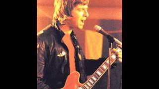 This Guy&#39;s In Love With You - Noel Gallagher (live)