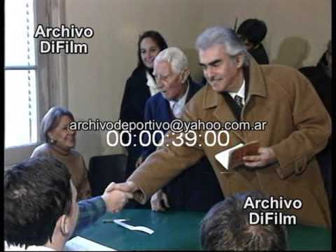 Votación de Enrique Olivera - Elecciones en Argentina en 1996 - DiFilm