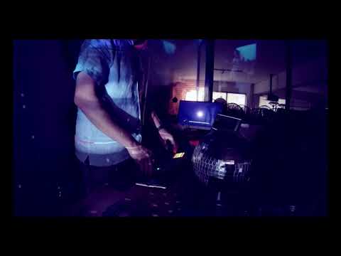 Μέλισσες FEAT. Ήβη Αδάμου - Κράτα τα μάτια σου κλειστά  /  Modjo - Lady (Mashup)