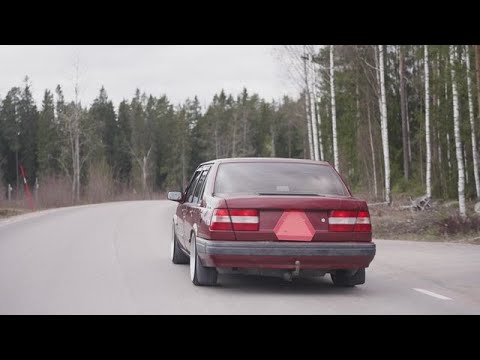 Schweden: EPA-Traktoren – Freiheit auf 4 Rädern für Jugendliche!