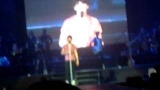 Lovebug - Jonas Brothers  Paris 14.06.09