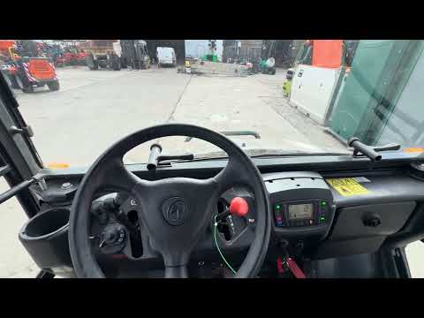 2017 Kubota RTV-X900 4x4 Reverse Fault Starts & - Image 2