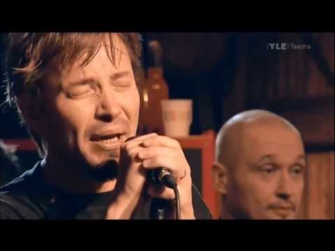 KOLMAS NAINEN valehtelisin jos väittäisin