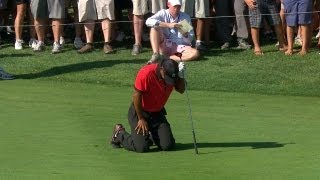 Tiger Woods drops to his knees in pain during final round of The Barclays