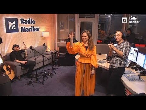 JUTRA OB KAVI SO ŠE LEPŠA OB KITARI - NINA PUŠLAR