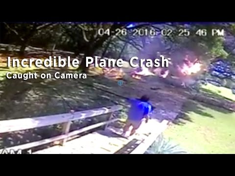 Amazing footage shows pilot walk away from plane crash in Foley, Alabama
