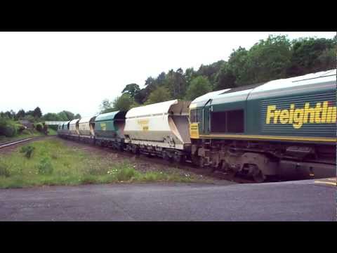 66601 "The Hope Valley" Freightliner at Chinley on the Fiddlers ferry-Tunstead emptys 15/06/2012