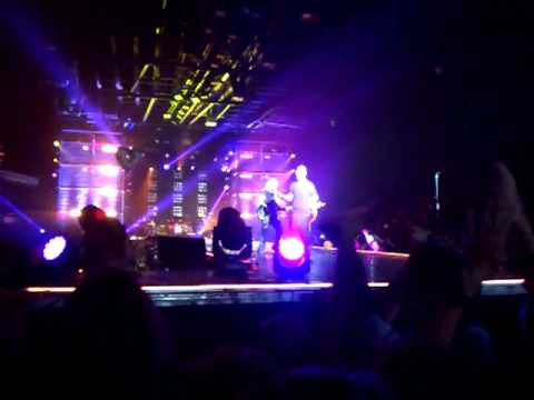 Biagio Antonacci - Lui è pazzo di lei 10-11-2012 Mandela Forum