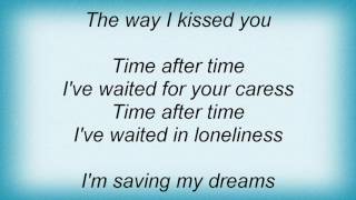 Skeeter Davis - I'm Saving My Love Lyrics